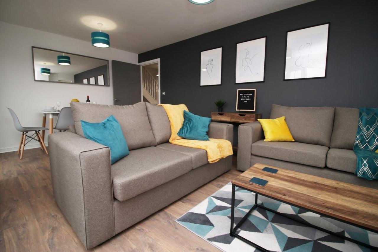 סווינדון Delft - Spacious Home, High Speed Wi-Fi, Free Parking, Terrace מראה חיצוני תמונה